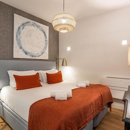 Chic Tailor Made Flat In Chiado Leilighet Lisboa Eksteriør bilde