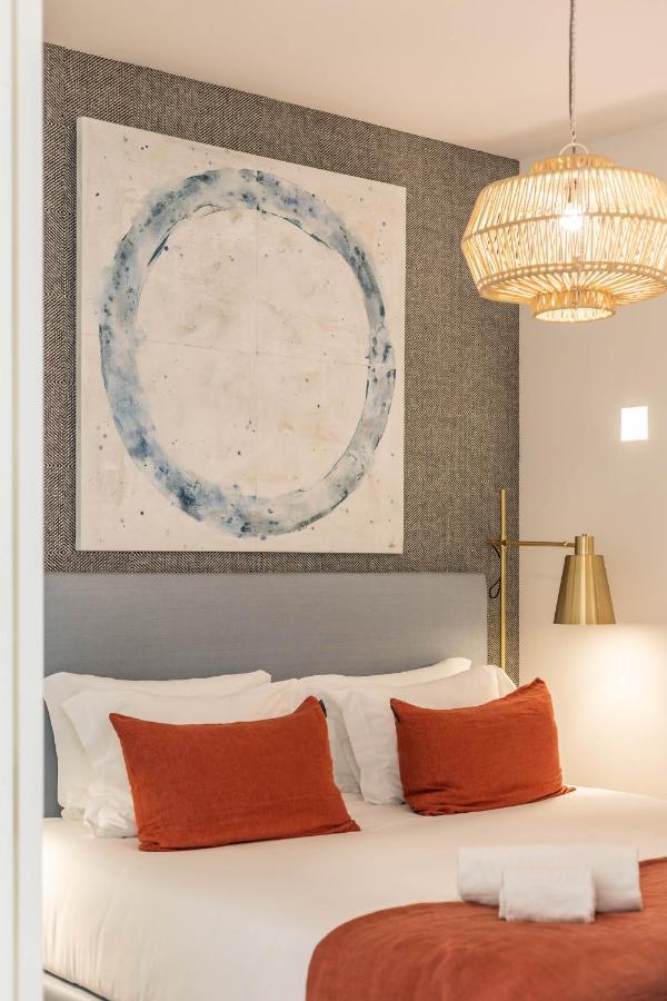 Chic Tailor Made Flat In Chiado Leilighet Lisboa Eksteriør bilde